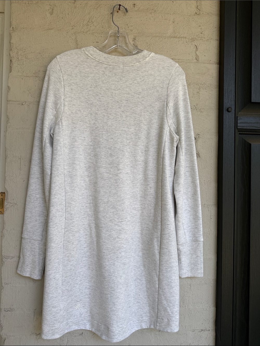 Athleta Coaster Luxe Sweatshirt Pullover
Dress Light Heathered Gray Size Small - Picture 8 of 13